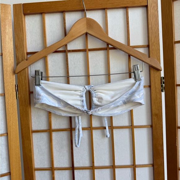 Abercrombie & Fitch Bikini Set | Halter Top - Small | Cheeky Bottom- Medium - Picture 5 of 8